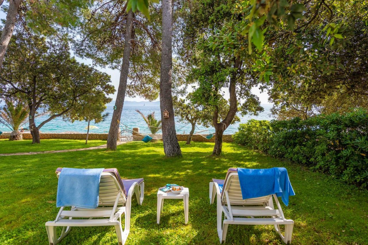 Villa Nela Petrcane Exterior foto