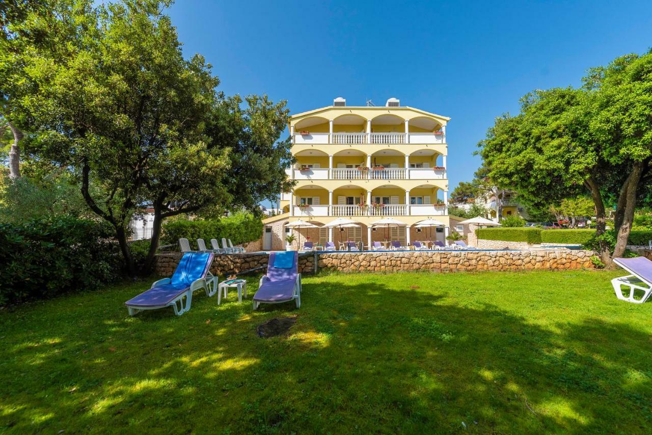 Villa Nela Petrcane Exterior foto
